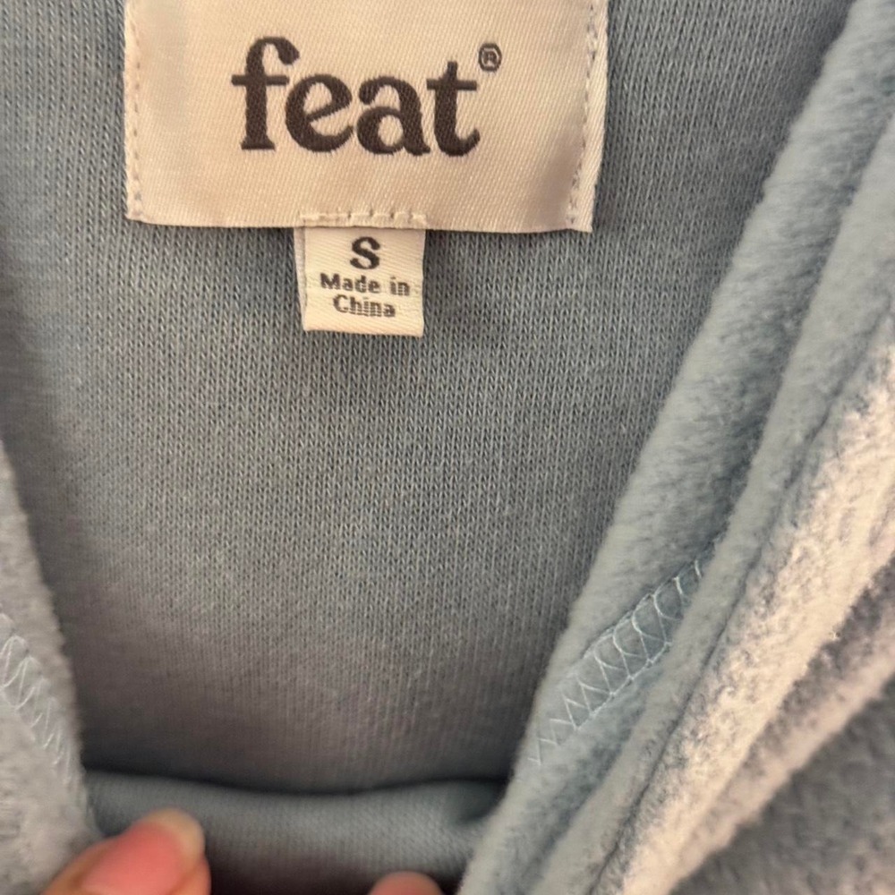 NWT cropped feat set sz small - Picture 5 of 8